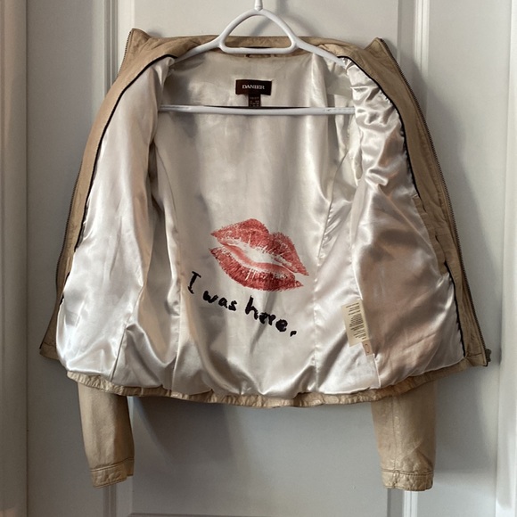 Danier cream/beige genuine leather jacket - Picture 3 of 5